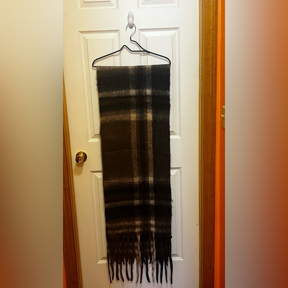 Brown and Black Plaid Scarf - Picture 5 of 8